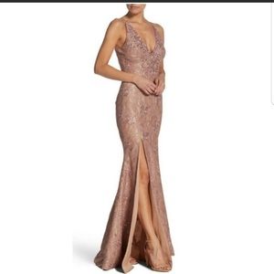 Dress the Population - Lace Mermaid Gown